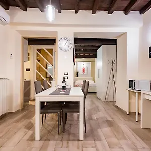  Apartment Be Your - Just A Step Away From Everything Italy