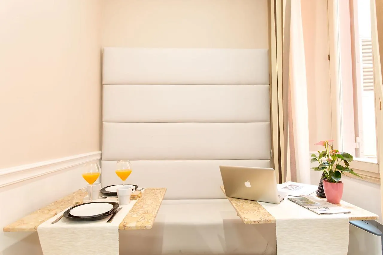 רומא La Foresteria Luxury Suites 3*,  איטליה